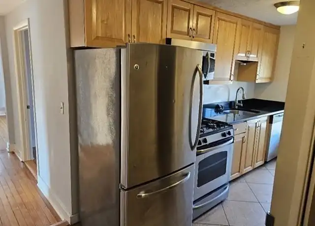 Property at 21 Bird St Unit 3, Foxborough, MA, 02035, 2 beds, 1 bath, [object Object]