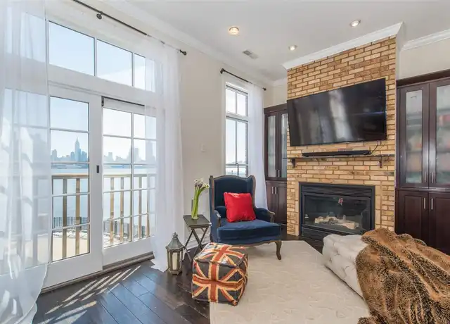 Property at 8 Regency Pl, Weehawken, NJ, 07086, 3 beds, 3.5 baths, [object Object]
