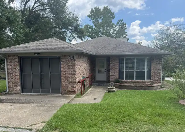 Property at 14 Golfview Mnr, Huntsville, TX, 77340, 3 beds, 2 baths, [object Object]