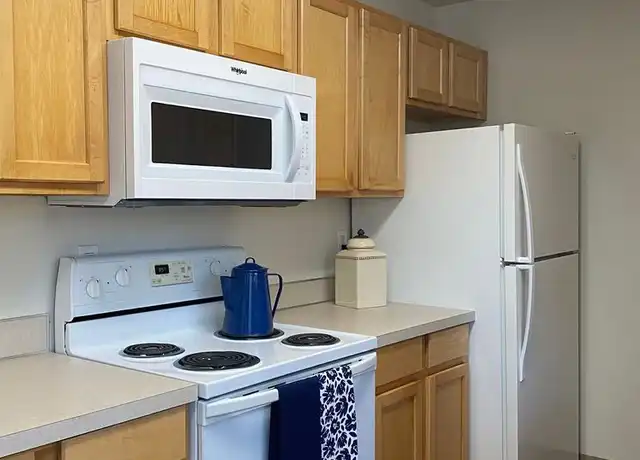 Property at 7059 SW Garden Home Rd Unit 5, Portland, OR, 97223, 1 bed, 1 bath, [object Object]