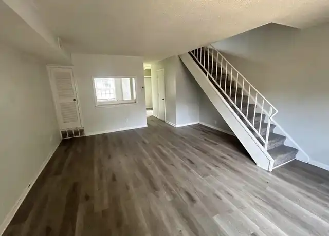 Property at 3752 Cambridge Station Dr, Memphis, TN, 38115, 2 beds, 1.5 baths, [object Object]