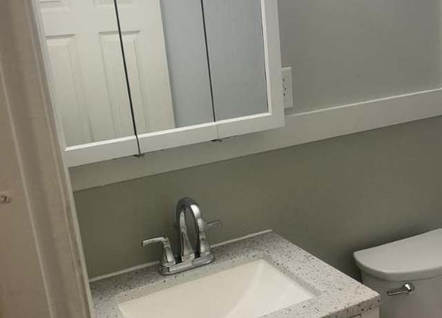 Photo of 330 Mechanic St, Leominster, MA 01453