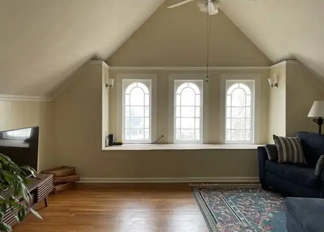 Property at 551 Park Ave Unit 4, Syracuse, NY, 13204, 2 beds, 1 bath, [object Object]