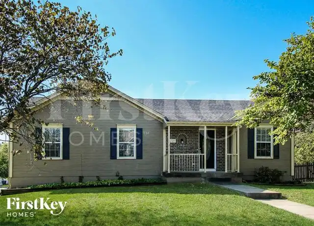 Property at 1320 Maple Ln, Pleasant Hill, MO, 64080, 3 beds, 3 baths, [object Object]