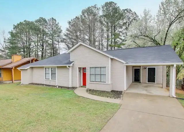Property at 678 Utoy Cir SW, Atlanta, GA, 30331, 3 beds, 2 baths, [object Object]