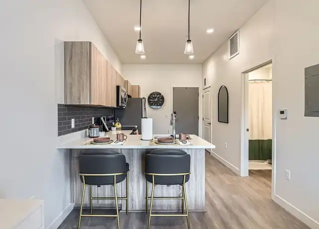 Property at Crossing at 9th - 880 W 200 S, Salt Lake City, UT, 84104, 0-2 beds, 1-2 bath, [object Object]