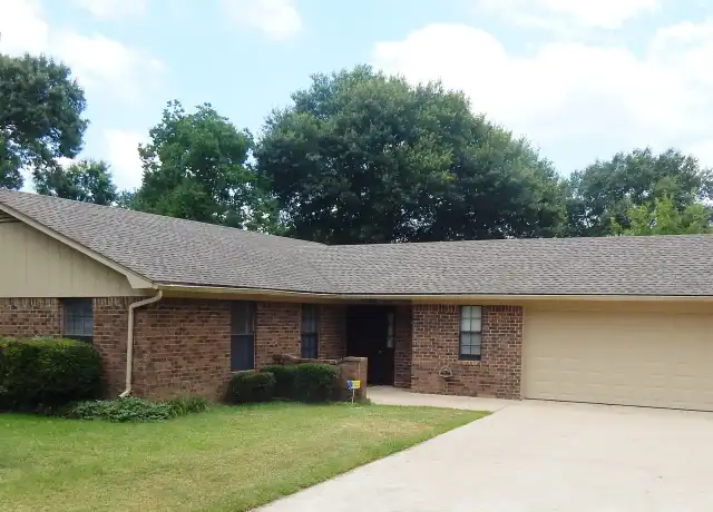 Property at 808 Corey Dr, Whitehouse, TX, 75791, 3 beds, 2 baths, [object Object]