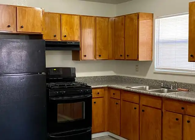 Property at 1223 30th St, Emeryville, CA, 94608, 3 beds, 1.5 baths, [object Object]