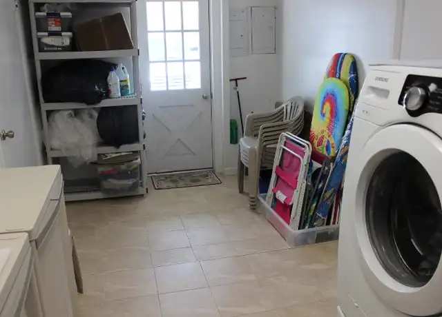 Property at 1305 S Atlantic Ave, New Smyrna Beach, FL, 32169, 1 bed, 1 bath, [object Object]