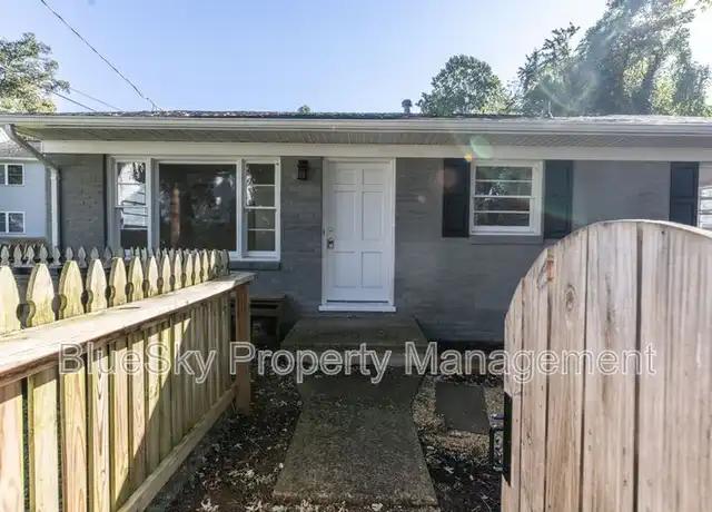 Property at 104 Stratford Ct Unit A, Charlottesville, VA, 22903, 3 beds, 1 bath, [object Object]
