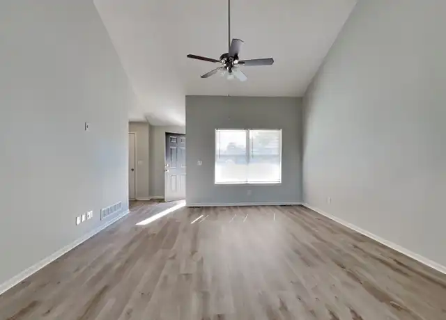 Property at 1012 NE Queens Ct, Lees Summit, MO, 64064, 3 beds, 2 baths, [object Object]