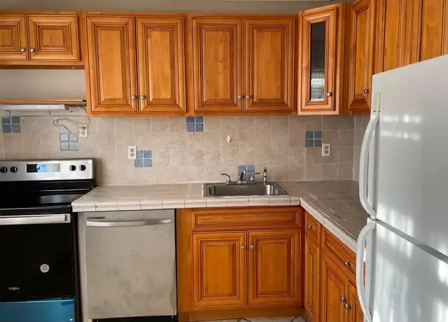 Property at 3900 NW 76th Ave, Sunrise, FL, 33351, 2 beds, 2 baths, [object Object]