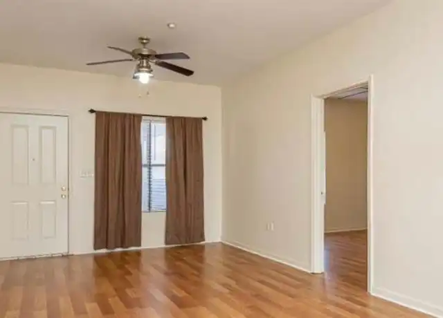 Property at 373 Community College Dr Unit 206, Baton Rouge, LA, 70806, 4 beds, 2 baths, [object Object]