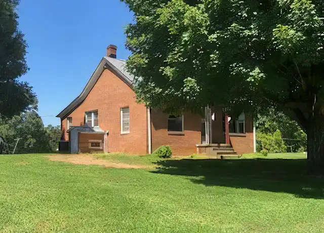 Property at 433 Virgil H Goode Hwy, Bassett, VA, 24055, 2 beds, 1 bath, [object Object]