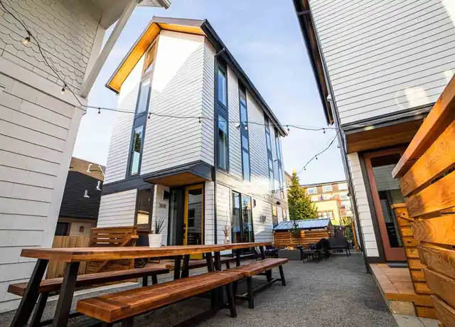 Property at 3816 N Michigan Ave Unit A-B01, Portland, OR, 97227, 1 bed, 1 bath, [object Object]