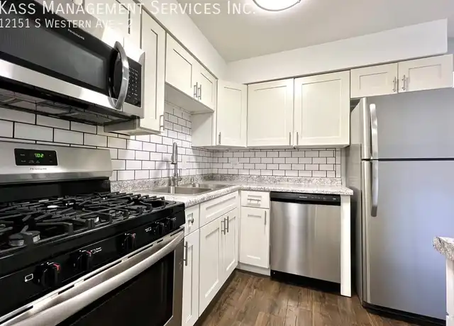 Property at 12151 Western Ave Unit 2, Blue Island, IL, 60406, 1 bed, 1 bath, [object Object]