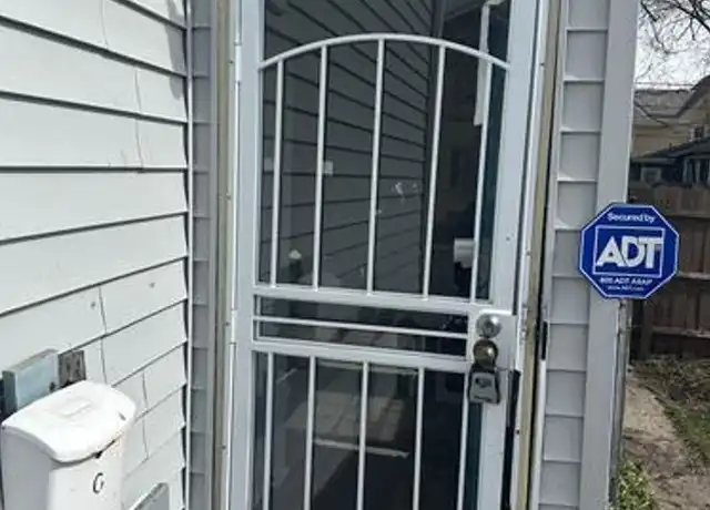 Property at 412 N William St, South Bend, IN, 46601, 2 beds, 1 bath, [object Object]