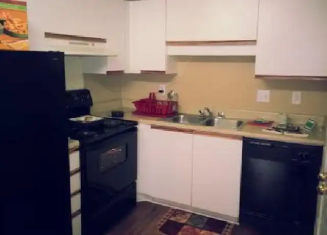 Property at 1620 Hollywood Rd NW, Atlanta, GA, 30318, 2 beds, 1 bath, [object Object]