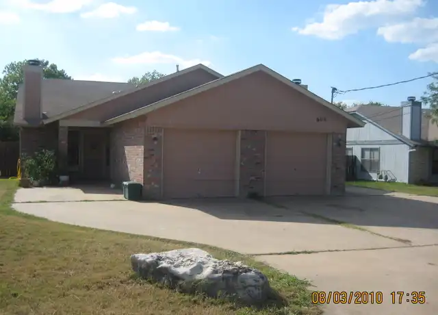 Property at 609 Luther Dr Unit B, Georgetown, TX, 78628, 2 beds, 2 baths, [object Object]