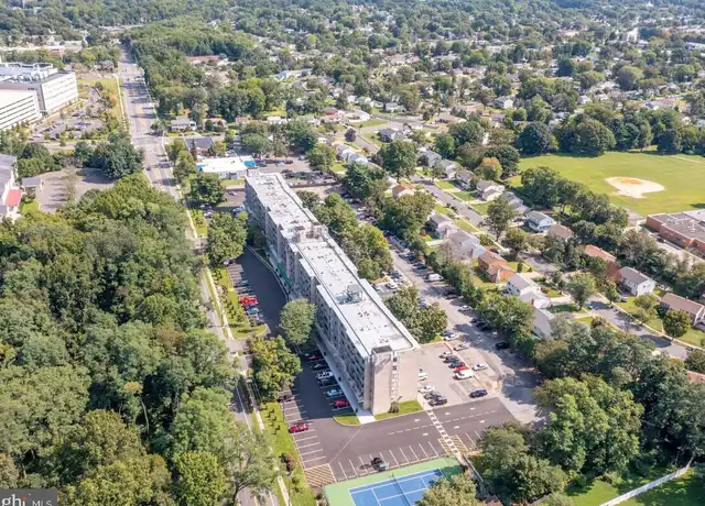 Property at 401 Cooper Landing Rd Unit 320, Cherry Hill, NJ, 08002, 1 bed, 1 bath, [object Object]