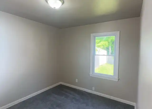 Property at 5574 Waterbury Ave, Maple Heights, OH, 44137, 3 beds, 1 bath, [object Object]