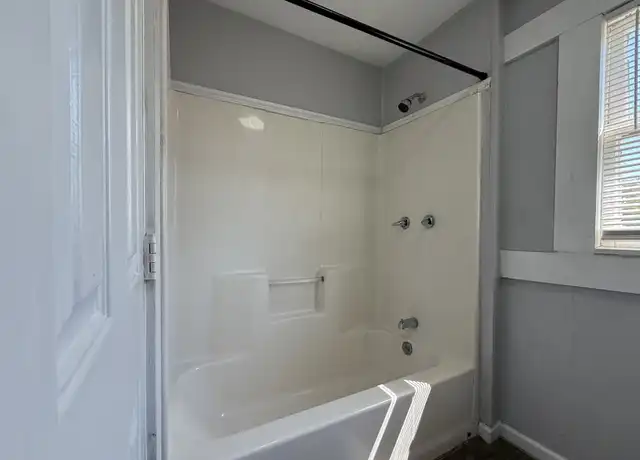 Property at 650 Riverside Dr Unit 1, San Antonio, TX, 78223, 3 beds, 1 bath, [object Object]