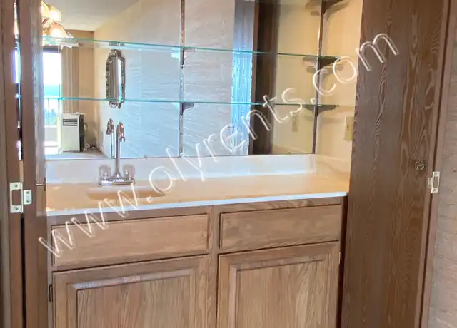 Property at 1902 Bridgeport Way W #305, University Place, WA, 98466, 2 beds, 2 baths, [object Object]