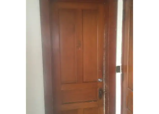 Property at 402 S Main St Unit 2, Frankfort, IN, 46041, 1 bed, 1 bath, [object Object]