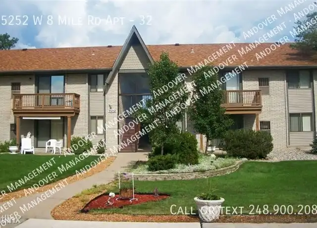Property at 35252 W 8 Mile Rd Unit 32, Farmington Hills, MI, 48335, 1 bed, 1 bath, [object Object]