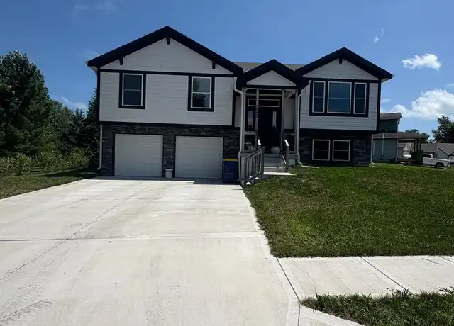 Property at 2050 Riverstone Dr, Excelsior Springs, MO, 64024, 4 beds, 3 baths, [object Object]