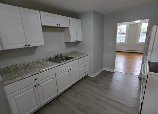 Property at 12 Cottage St Unit 20, Vernon, CT, 06066, 1 bed, 1 bath, [object Object]