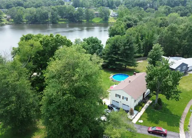 Property at 6 Clinton Ct, Monroe, NY, 10950, 4 beds, 1.5 baths, [object Object]