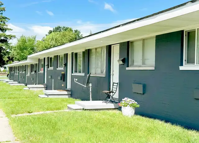Property at 3817 Lippincott Blvd, Flint, MI, 48507, 1 bed, 1 bath, [object Object]