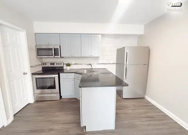 Property at 3817 Lippincott Blvd, Flint, MI, 48507, 1 bed, 1 bath, [object Object]