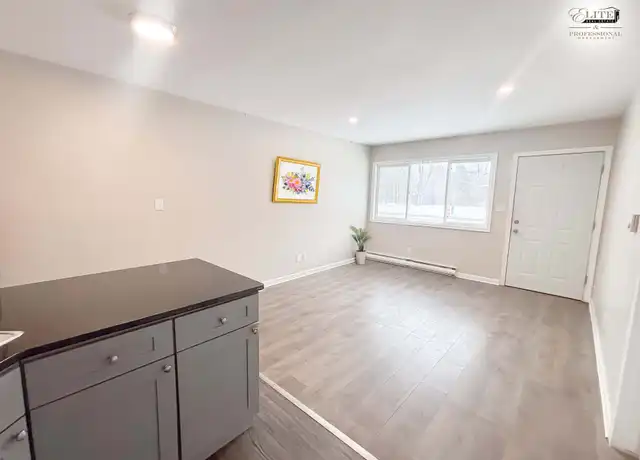 Property at 3817 Lippincott Blvd, Flint, MI, 48507, 1 bed, 1 bath, [object Object]