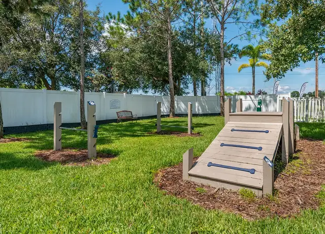 Photo of 527 Neptune Bay Cir, Saint Cloud, FL 34769