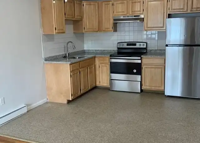 Property at 580 Cummins Hwy Unit 13, Boston, MA, 02126, 2 beds, 1 bath, [object Object]