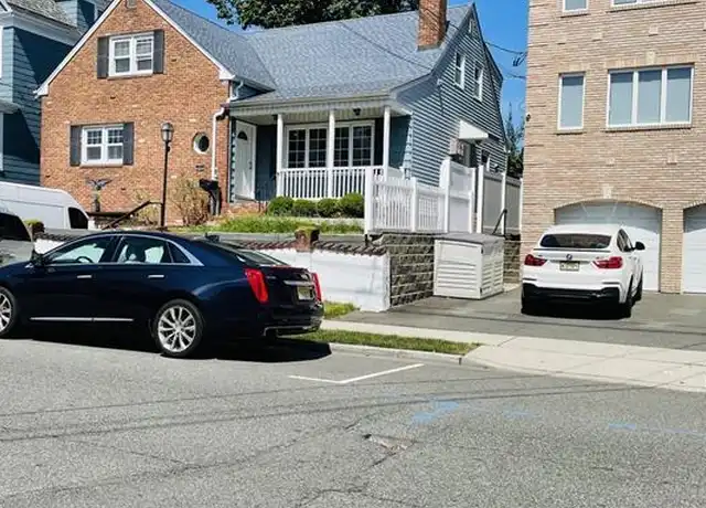 Property at 411 Elm St Unit 2, Kearny, NJ, 07032, 2 beds, 1 bath, [object Object]