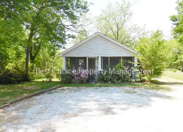Property at 3931 Locust Hill Rd, Taylors, SC, 29687, 2 beds, 1.5 baths, [object Object]