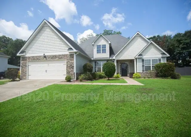 Property at 111 Seminole Trl, Fort Mitchell, AL, 36856, 4 beds, 3 baths, [object Object]