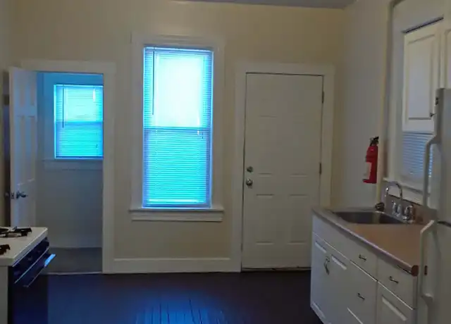 Property at 39 Meyers Ct, Kingston, PA, 18704, 2 beds, 1 bath, [object Object]