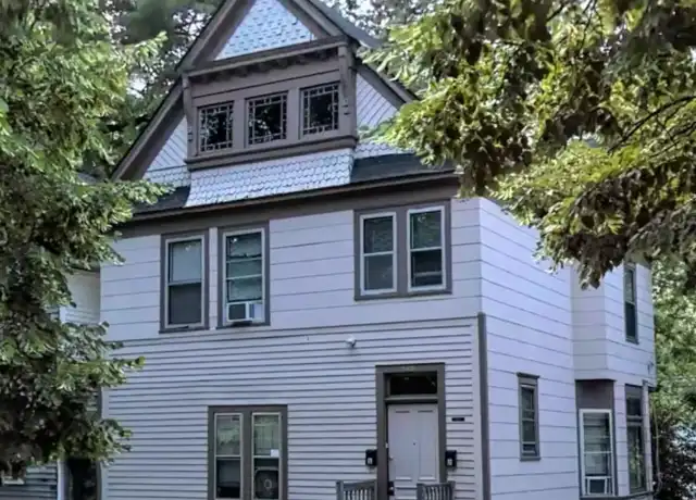 Property at 948 Euclid St Unit 1, St Paul, MN, 55106, 2 beds, 1 bath, [object Object]