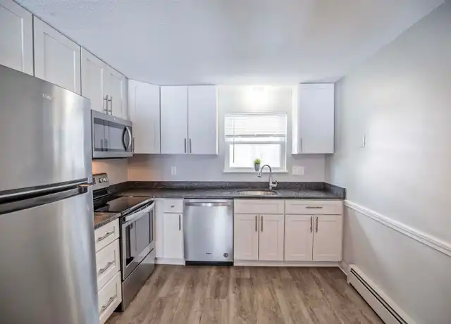 Property at 205 Main St Unit 113, Salem, NH, 03079, 2 beds, 1 bath, [object Object]