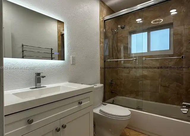 Property at 18121 NW 32nd Ave Unit 1, Miami Gardens, FL, 33056, 2 beds, 1 bath, [object Object]