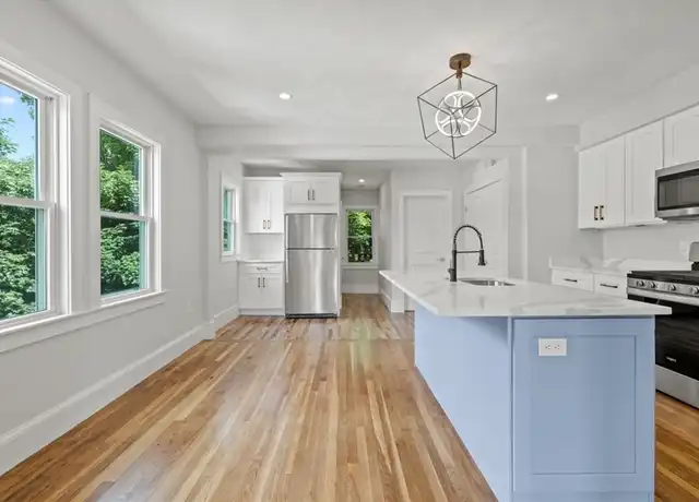 Property at 580 Ashmont St Unit 1, Boston, MA, 02122, 3 beds, 2 baths, [object Object]