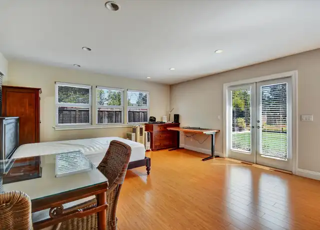 Property at 1368 Oakhurst Ave, Los Altos, CA, 94024, 1 bed, 1 bath, [object Object]