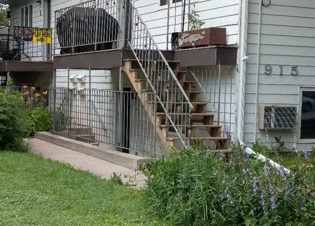 Property at 915 9th St S Unit 1, Fargo, ND, 58103, 2 beds, 1 bath, [object Object]