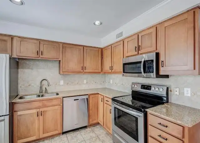 Property at 4658 Matilda St Unit H, Dallas, TX, 75206, 1 bed, 1 bath, [object Object]