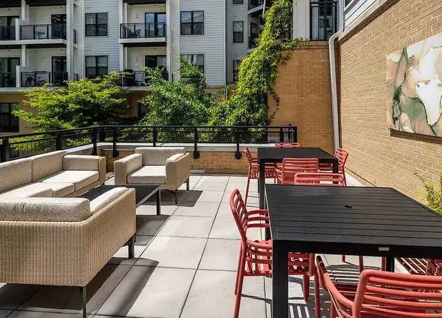 Photo of 2987 District Ave, Fairfax, VA 22031