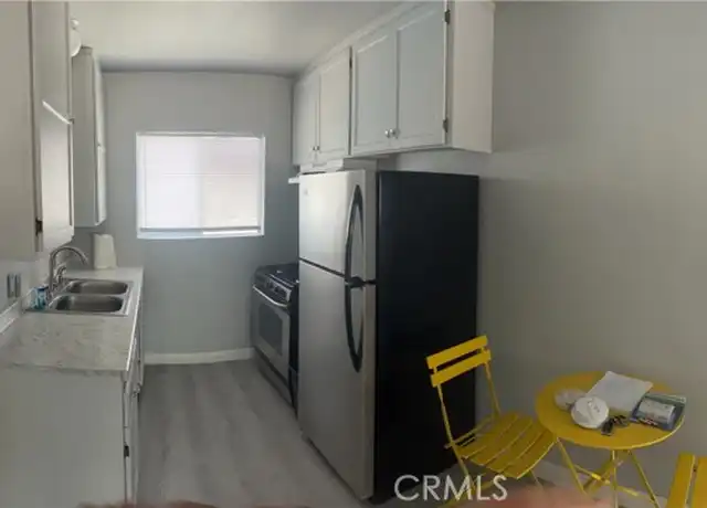 Property at 1194 W 39th St, Los Angeles, CA, 90037, 2 beds, 1 bath, [object Object]